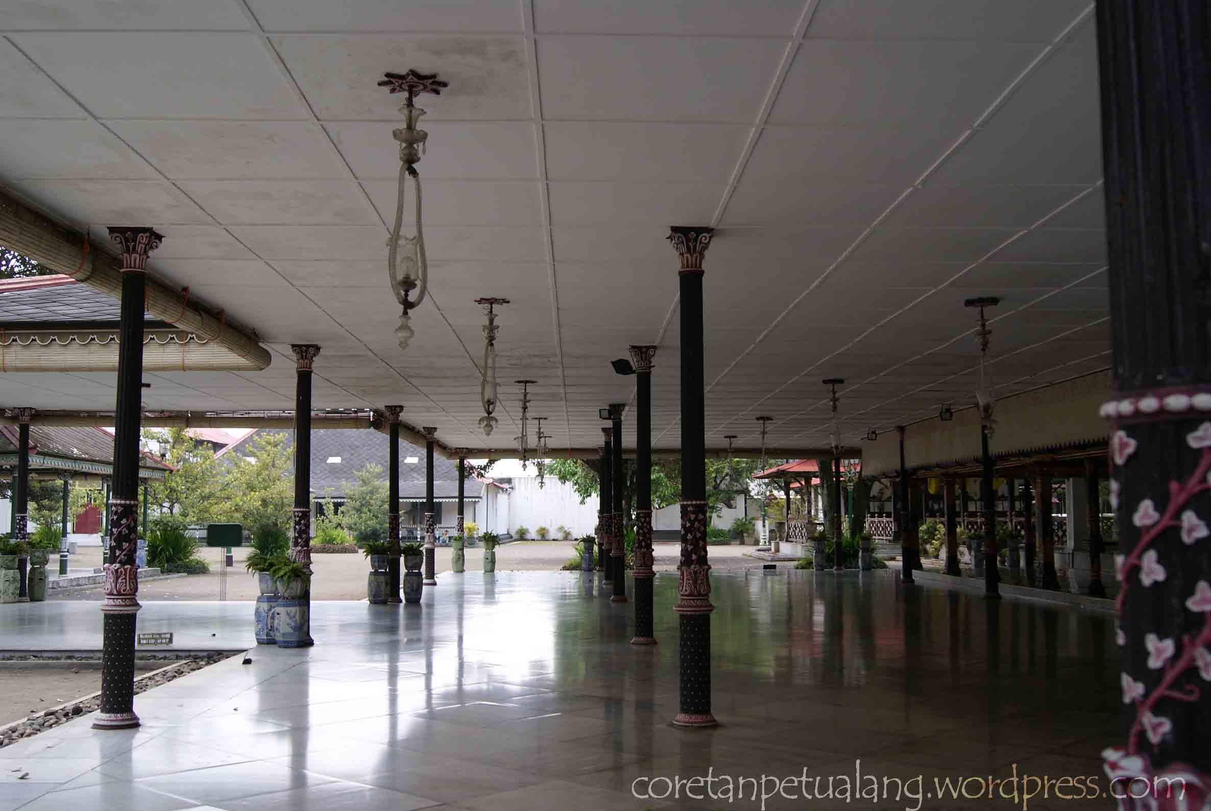 Keraton Yogyakarta : Istana Budaya dan Keindahan Jawa 